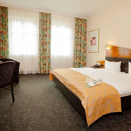 Centro Vier Jahreszeiten Hotel